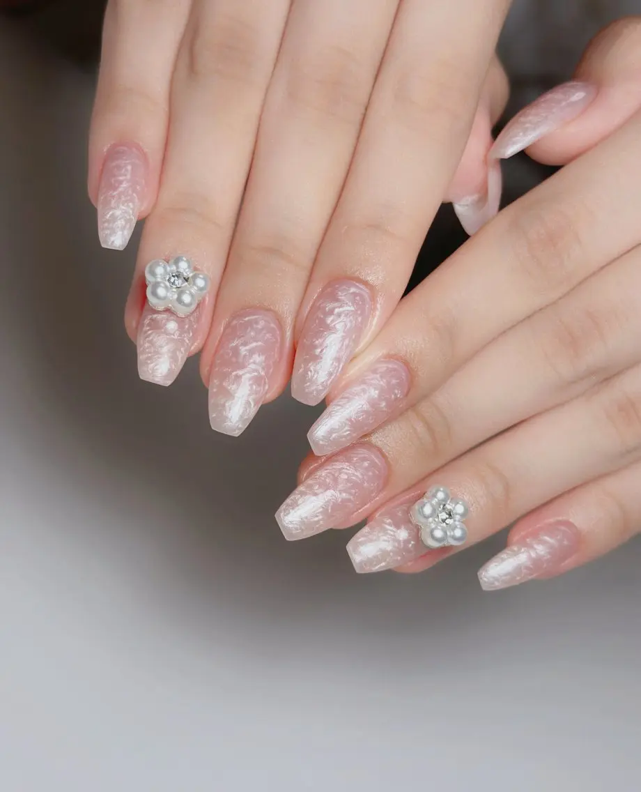 ネイル オーロラネイル 長さ出し フットネイル ラメ(グリッター) ラメグラデーション ハンドネイル 👍thumbs up nail👍のネイルデザイン
