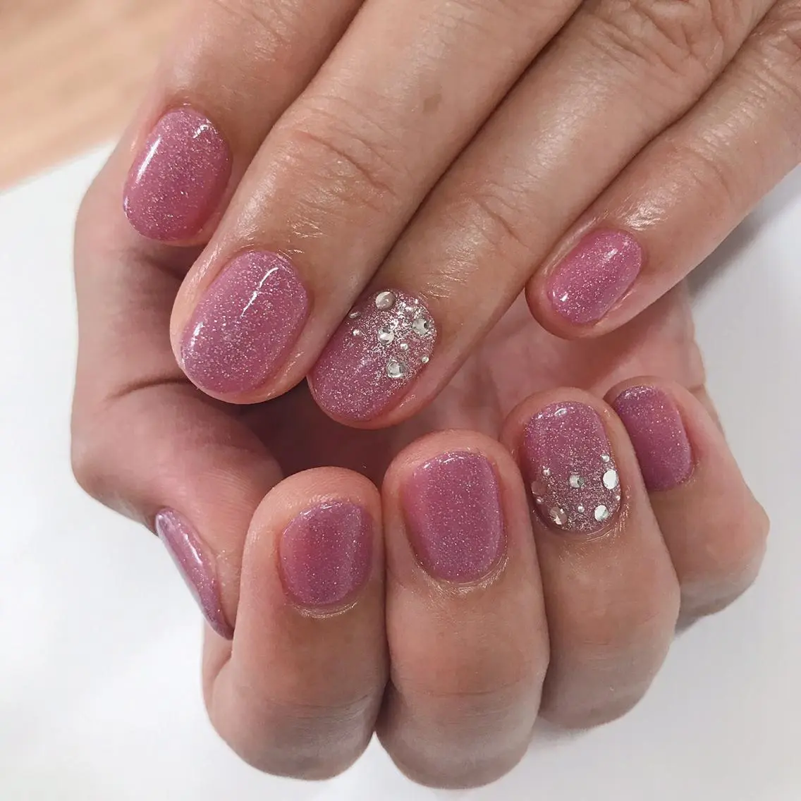 ネイル アートネイル 長さ出し フットネイル グリーン ニュアンスネイル Lily Roseスタッフ一同のマツエク・マツパデザイン