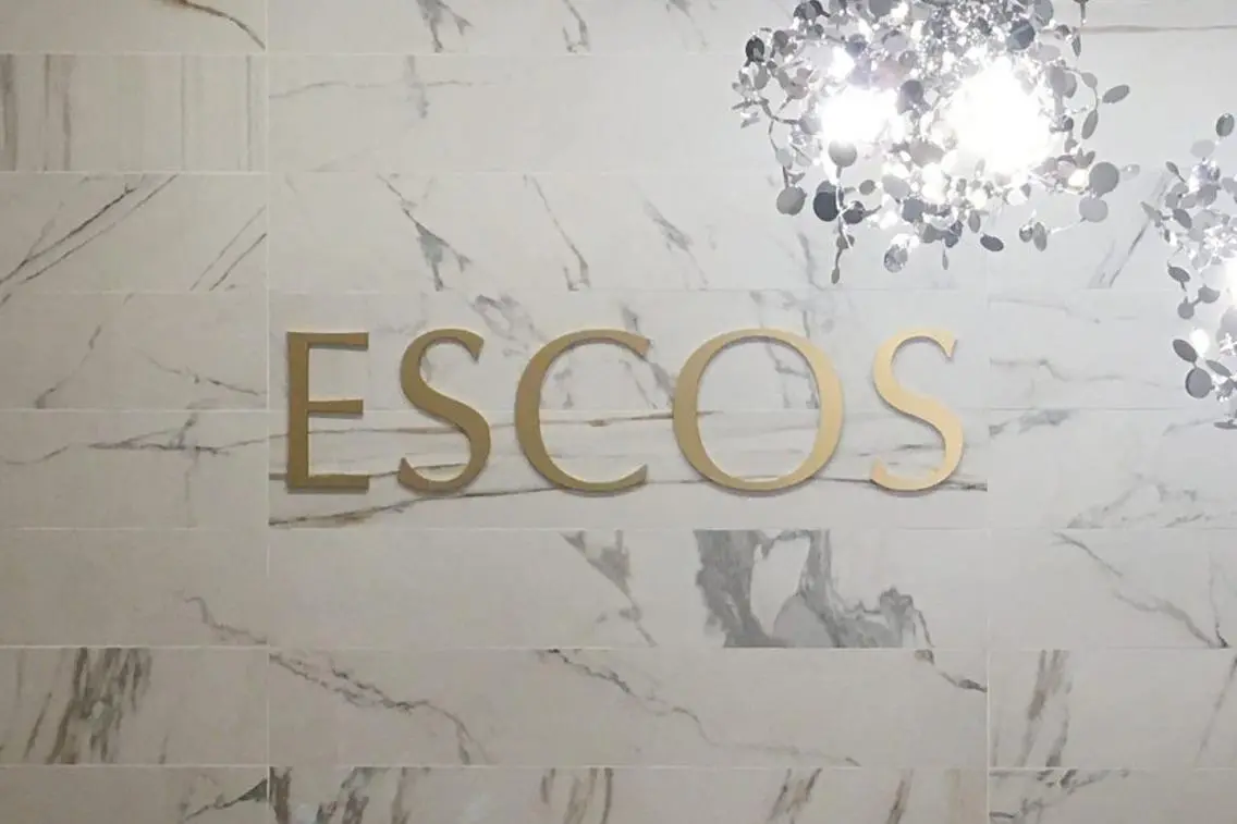 ESCOS🌷 MURAKAMIのマツエク・マツパデザイン