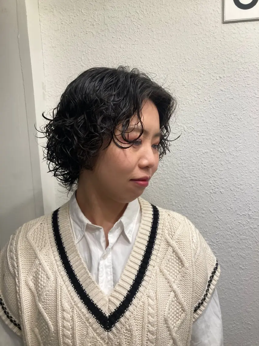 🦋レディースカットパーマ🦋個性的なスタイルを楽しみたい方おすすめの写真