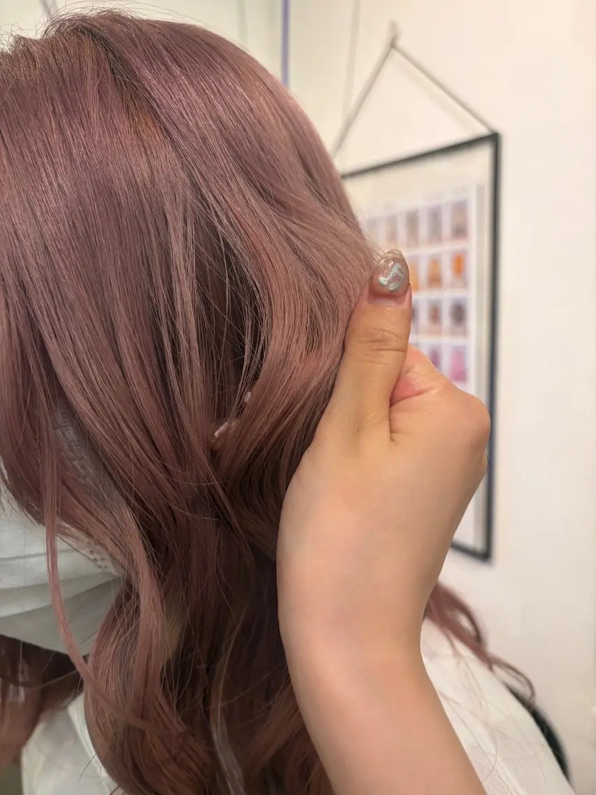 カラー ベージュカラー ピンクカラー ピンクベージュ ヘアカラー キラ/縮毛矯正 /透け感カラーのヘアスタイル