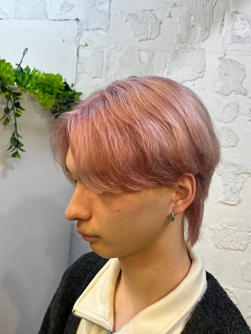 カラー メンズ カット ヘアカラー トリートメント ダブルカラー寒色系 ボリューム改善ハヤトのヘアスタイル