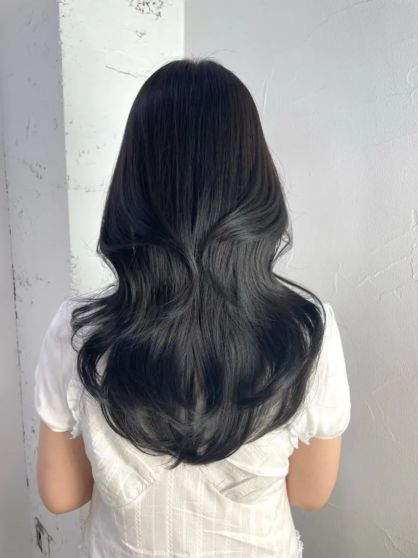 カラー airi /渋谷、銀座のヘアスタイル