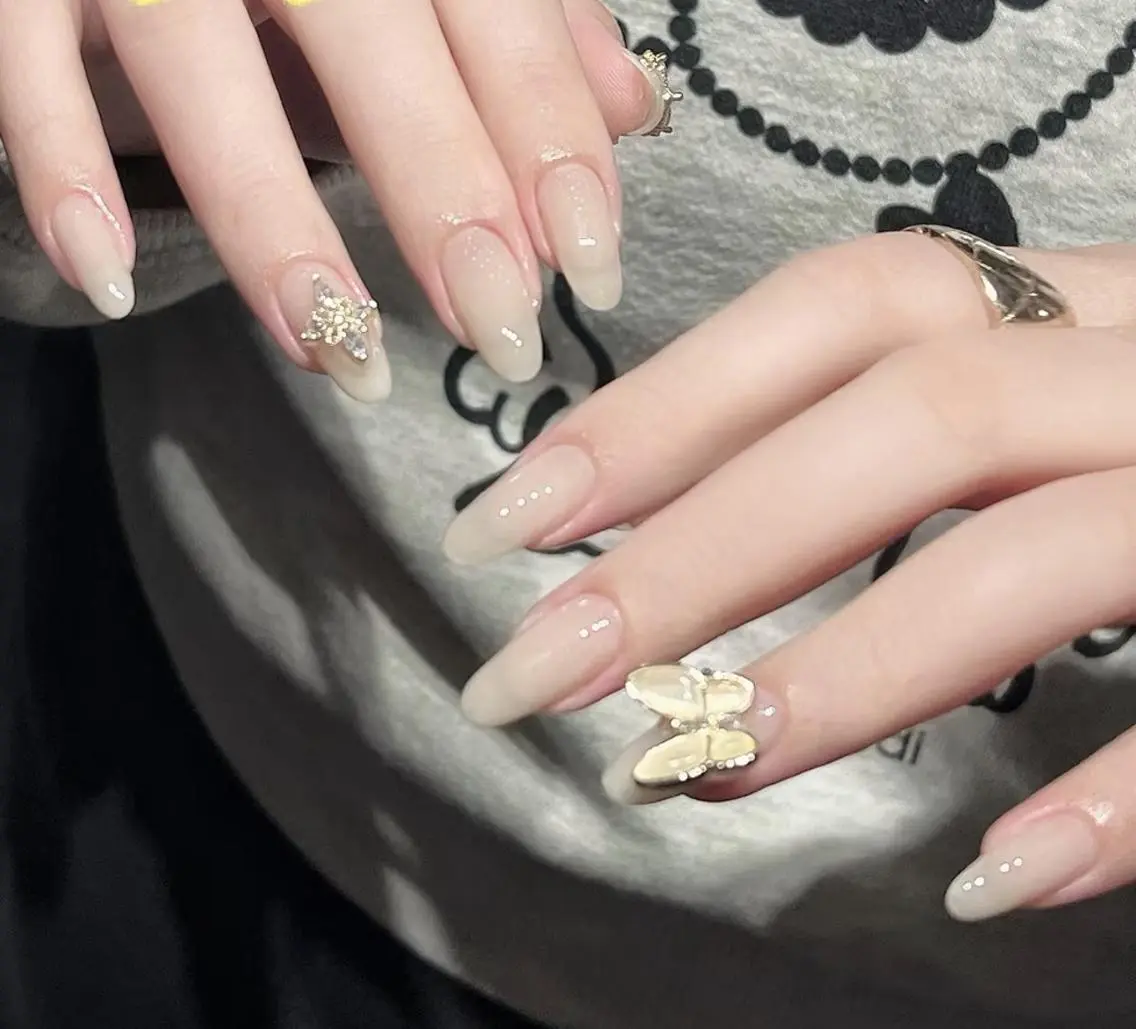 ネイル ハンドネイル Pure&Rich Nailのネイルデザイン