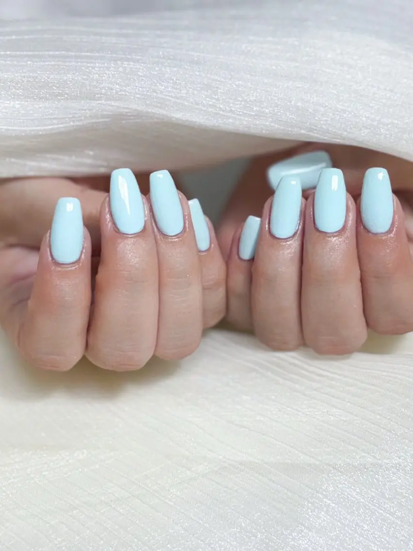 ネイル 水色 ワンカラーネイル シンプルネイル ハンドネイル nail salon minthのネイルデザイン