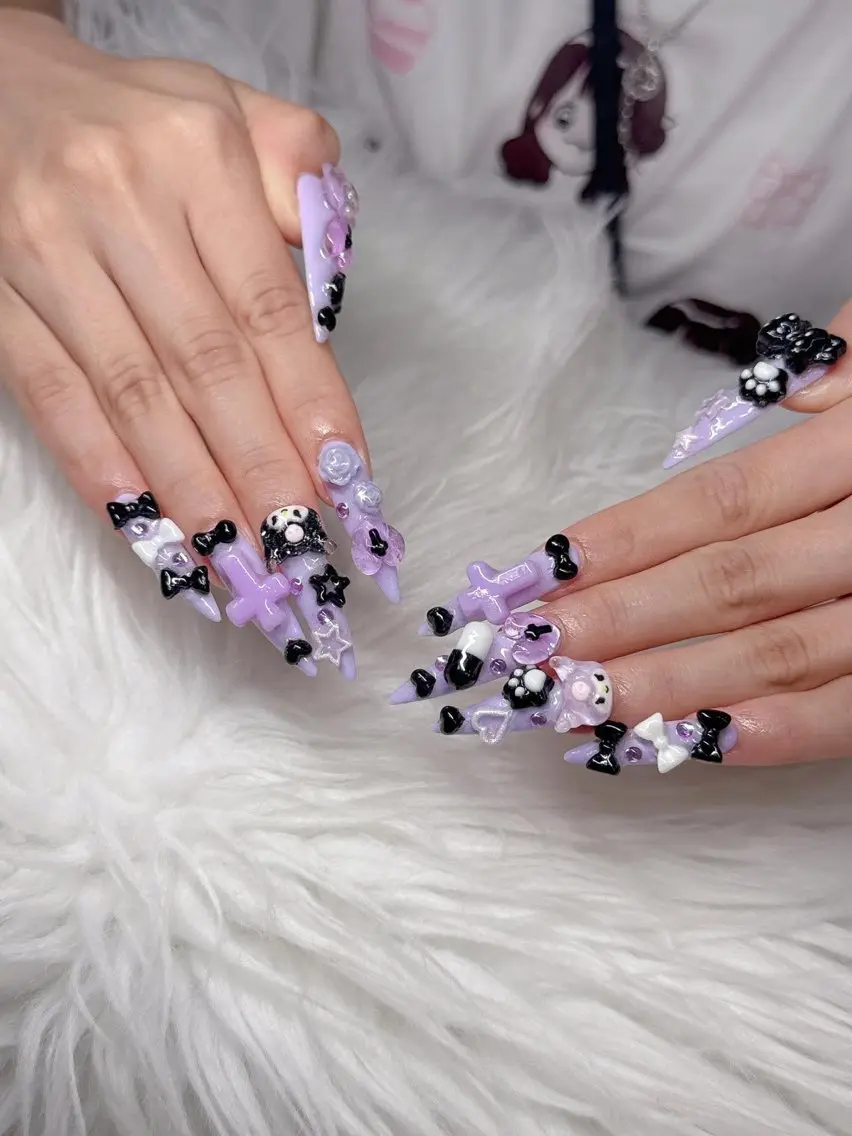 ネイル Lee Nailsのネイルデザイン