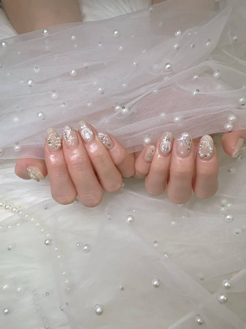 ネイル フレンチネイル ジェルネイル ガラスフレンチ キラキラネイル ロングネイル Queeens nailのネイルデザイン