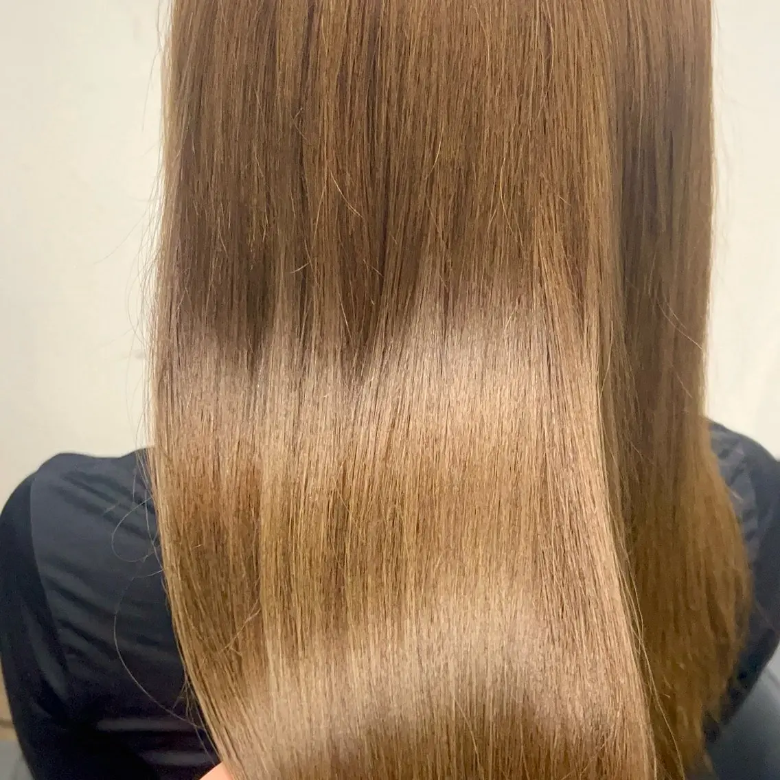 ロング カラー 佐原 恵利香のヘアスタイル