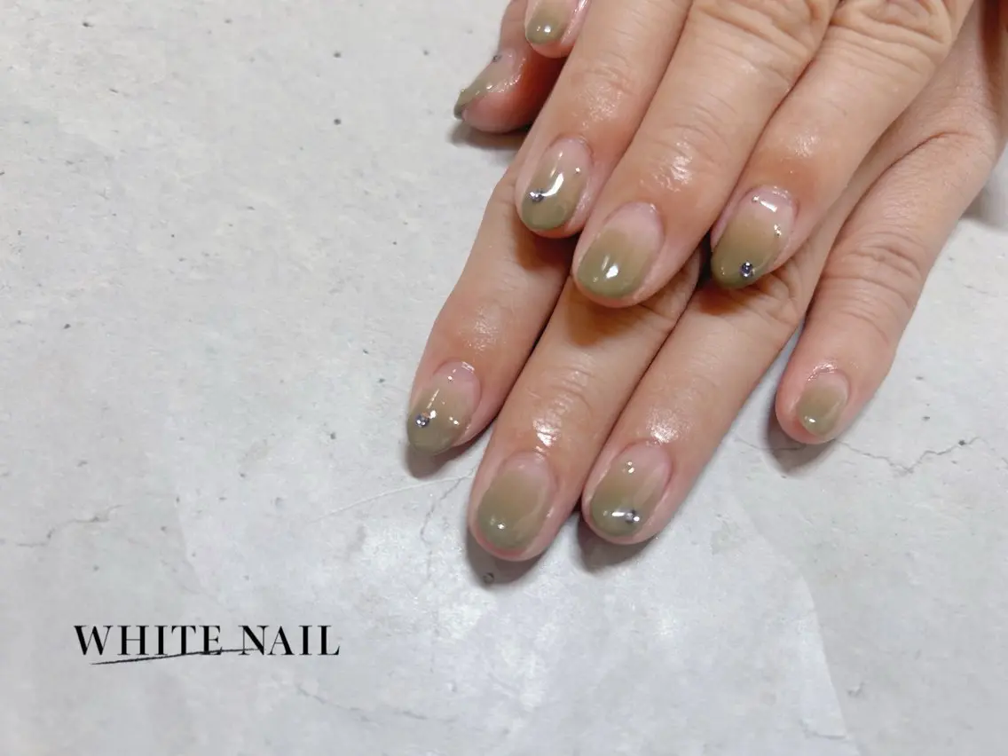 ネイル ハンドネイル WHITE NAIL ホワイトネイルのネイルデザイン