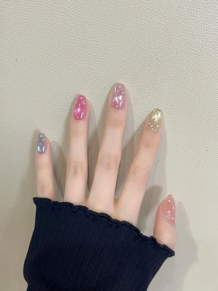 ネイル 朝倉 澪のネイルデザイン