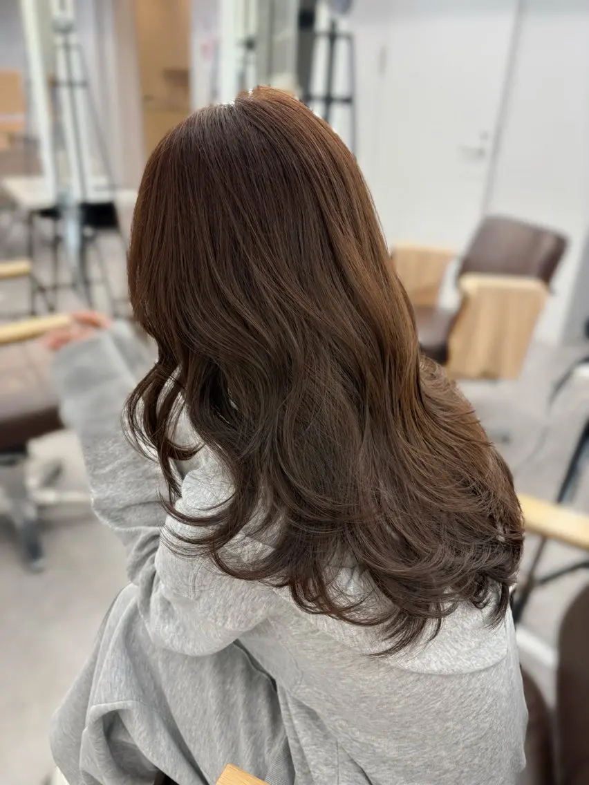 ロング カラー ヘアカラー トリートメント Hina🫧透明感 /上品/モテ🫧のヘアスタイル