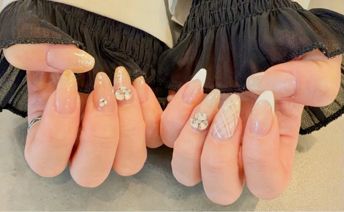 ネイル フレンチネイル ガーリー マグネットネイル ハンドネイル ✨韓国✨nail salonLumieのネイルデザイン