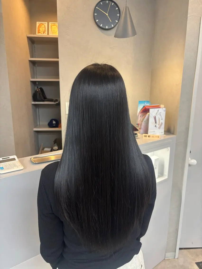 ロング カラー 黒髪 トリートメント ヘアカラー miyu♡ 艶髪カラーのヘアスタイル