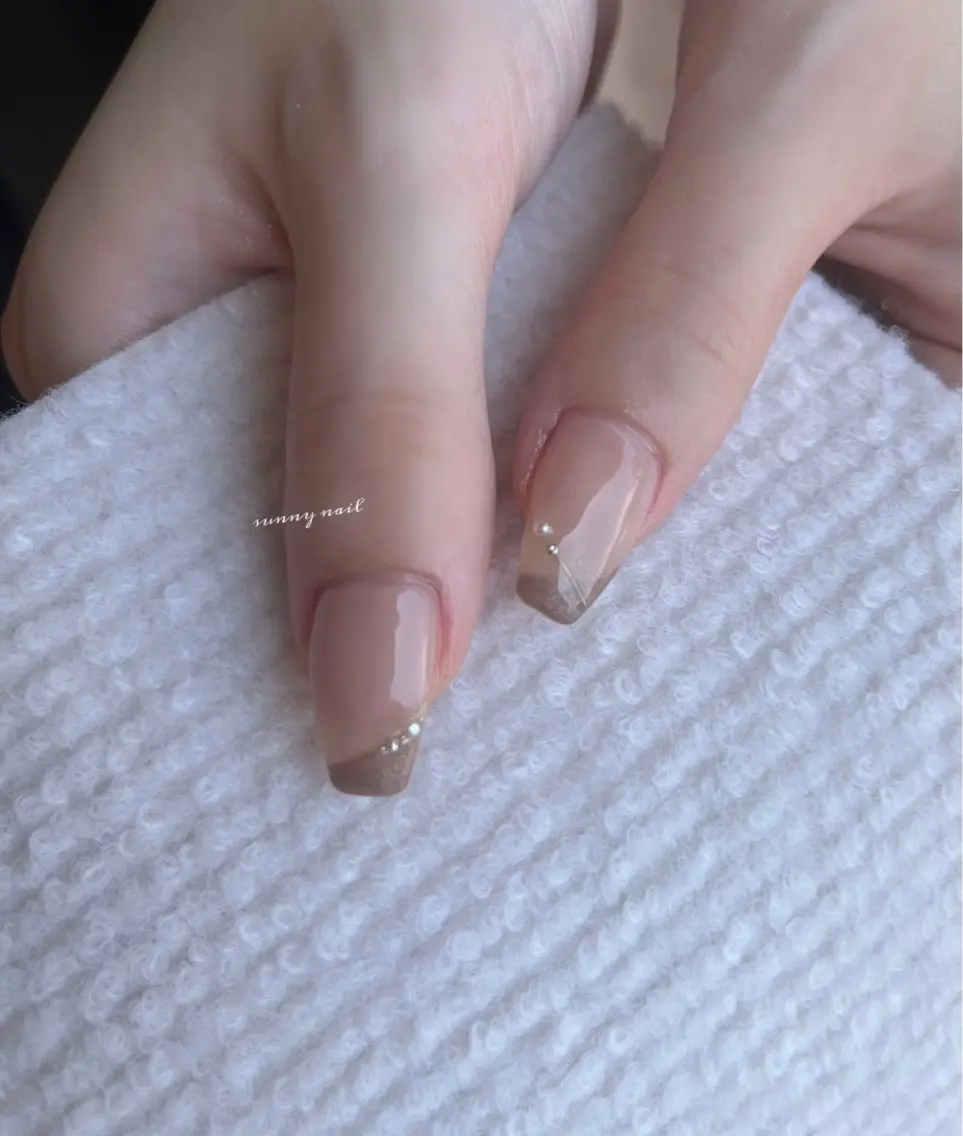 ネイル フレンチネイル ジェルネイル マグネットネイル マグネットフレンチ パラジェル sunny nailのネイルデザイン