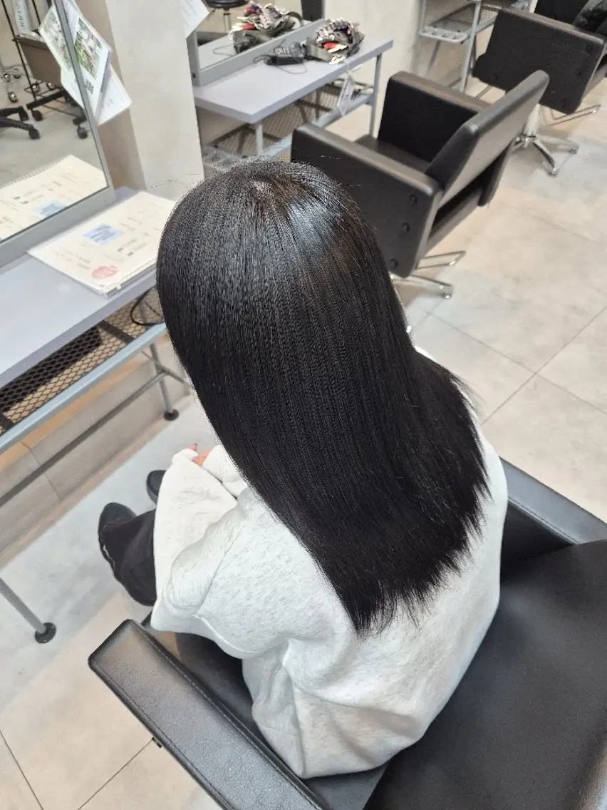 ミディアム 縮毛矯正 ️🫧髪質改善/縮毛 矯正/寺西紗友望🫧のヘアスタイル