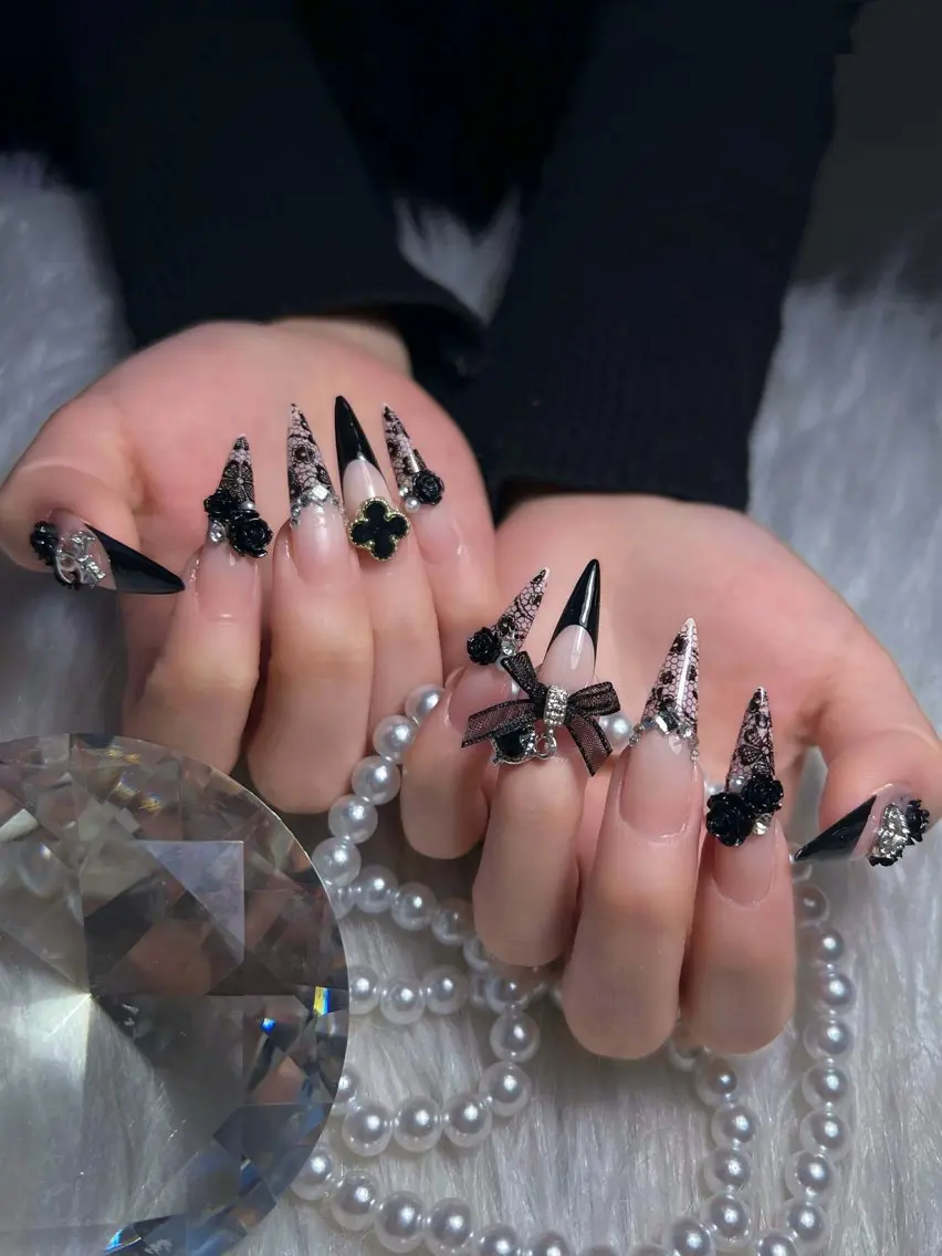 ネイル オーロラネイル クリアネイル 成人式 フラッシュネイル ジェルネイル ハンドネイル ZUZU AMEE NAILのネイルデザイン
