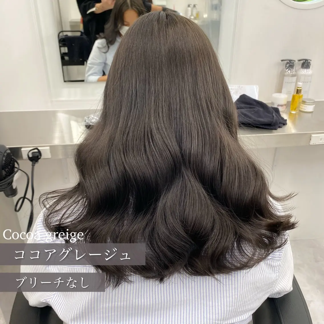 セミロング カラー ヘアアレンジ official TUNE銀座🪞🪽のヘアスタイル