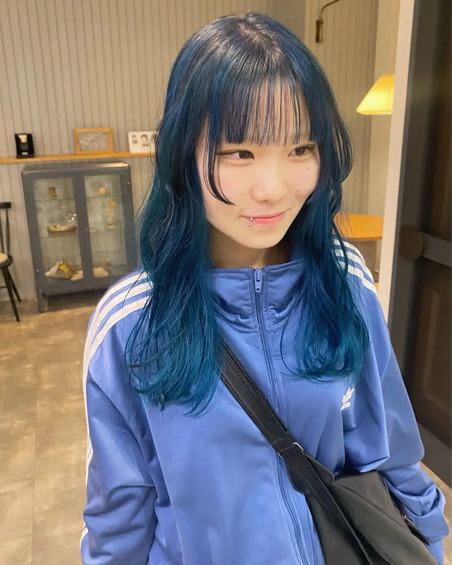 ロング カラー パーマ ブリーチ 加藤 真由のヘアスタイル