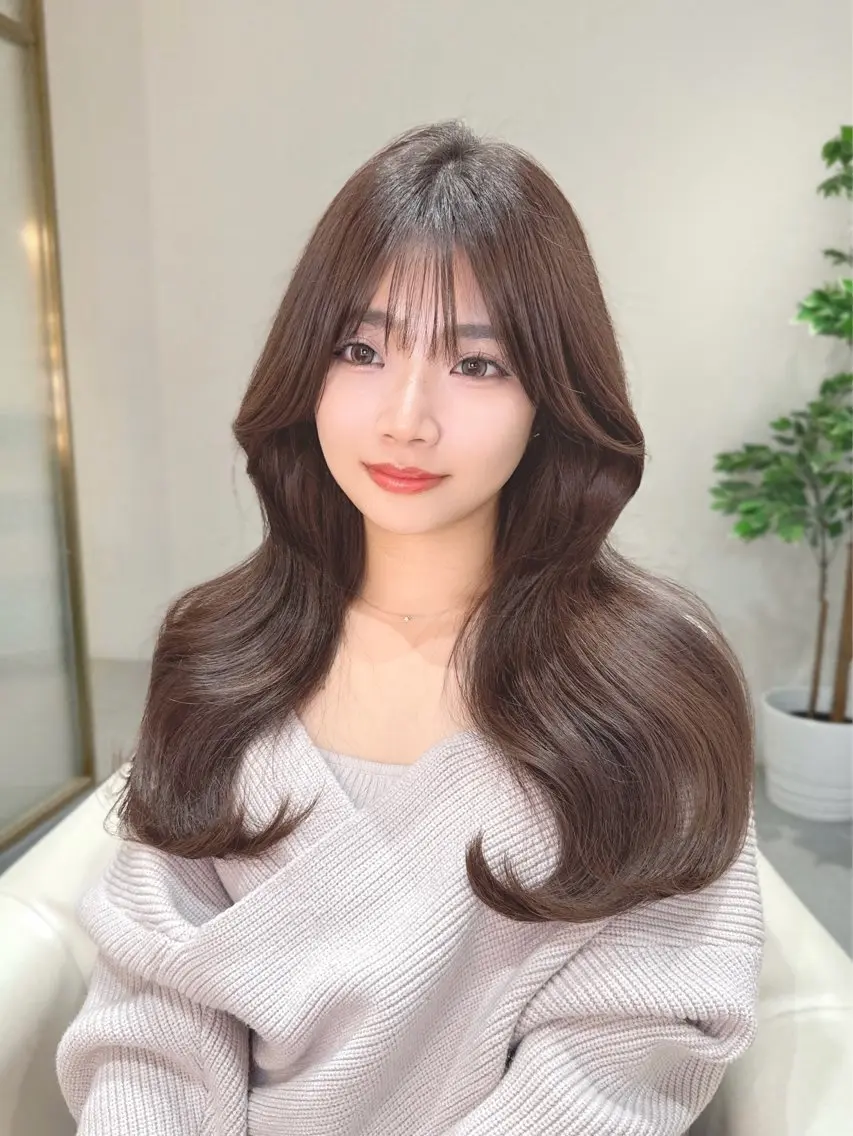 セミロング カラー カット ヘアカラー トリートメント ヘッドスパ 韓国ヘア/レイヤー/ 顔まわり/りょーとのヘアスタイル
