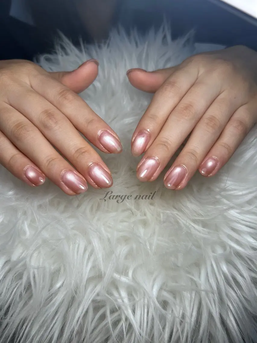 ショート ハンドネイル Large Nailのネイルデザイン