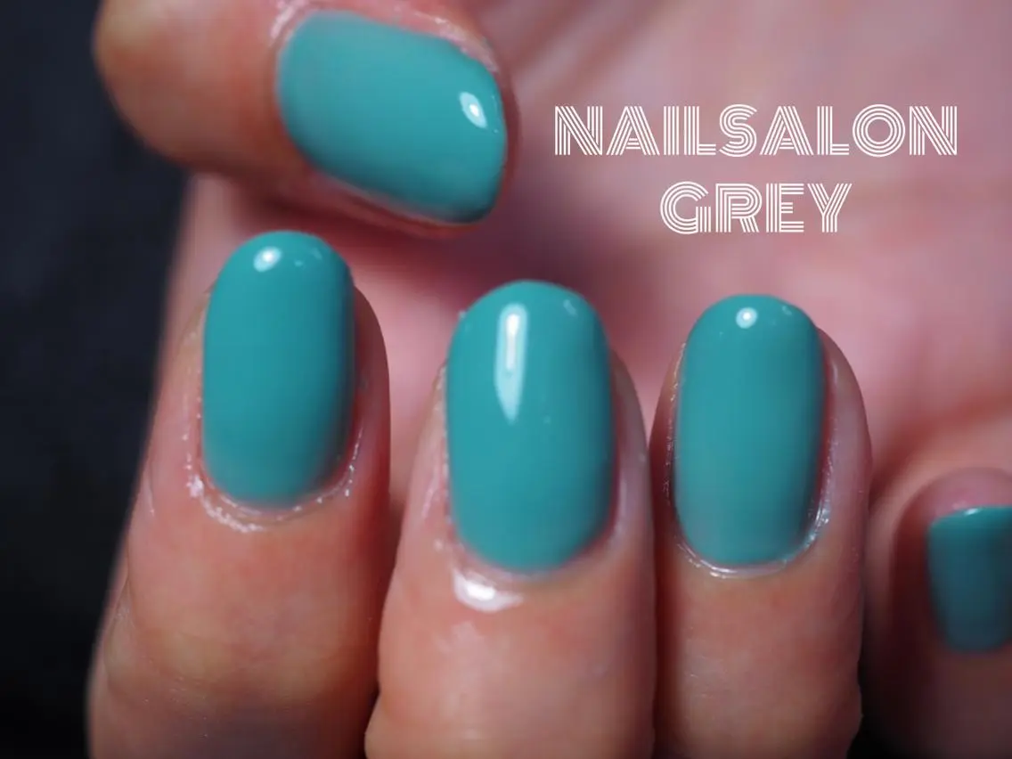 ネイル ブルー グリーン 【GREY】 TAIRAのネイルデザイン