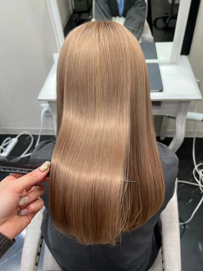カラー ベージュカラー ヘアカラー トリートメント インナーカラー♡ Nanakoのヘアスタイル