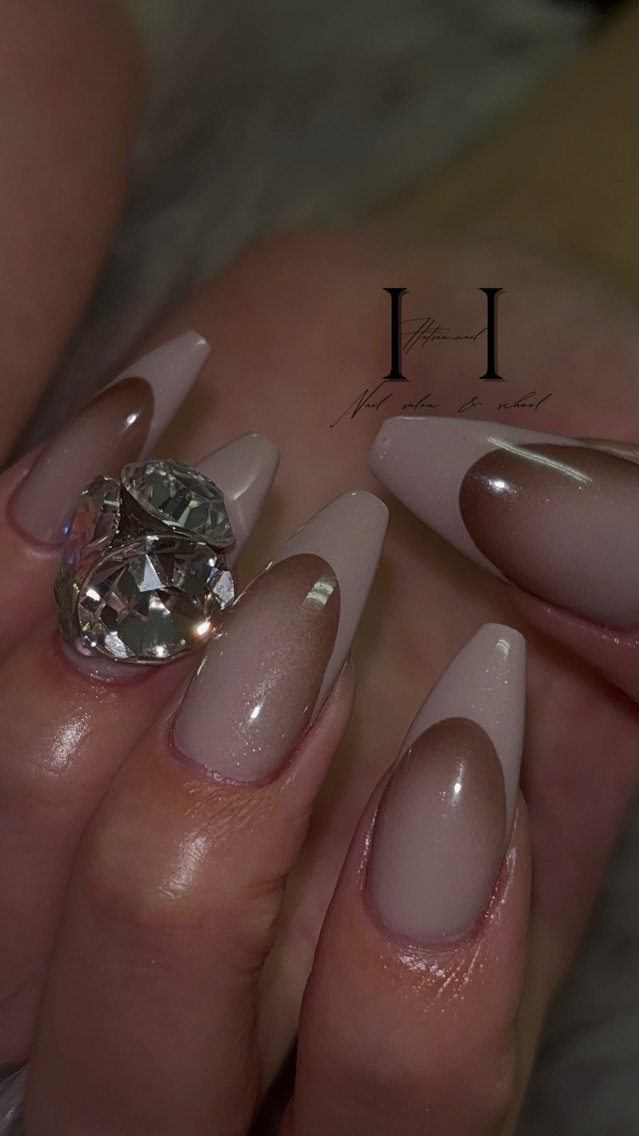 ネイル HatsuuNail salonアリスのネイルデザイン