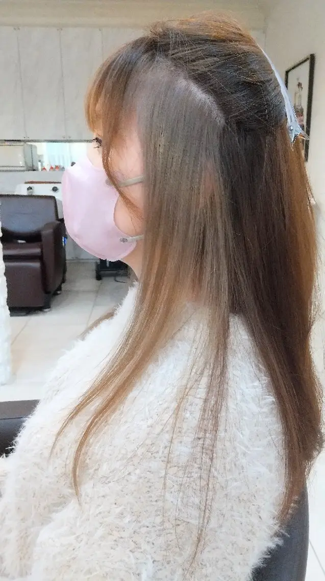 ロング カラー ブリーチ イヤリングカラー ヘアカラー トリートメント 小林暢🌟Orque 髪質改善サロン🌙のヘアスタイル