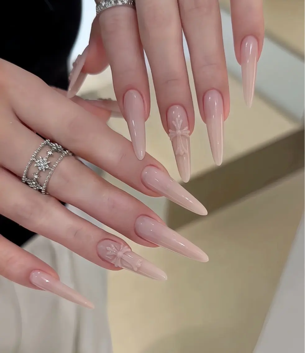 ネイル Nailsalon グリンのネイルデザイン
