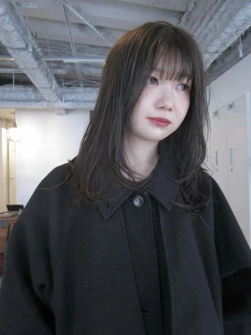 セミロング カラー ブラウンカラー レイヤーカット カット ヘアカラー yu maのヘアスタイル