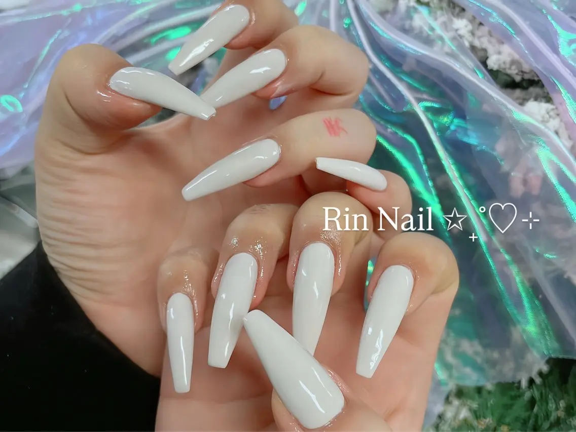 ネイル アートネイル オーロラネイル クリアネイル 長さ出し フレンチネイル ハンドネイル Rin Nail 新大久保店のネイルデザイン