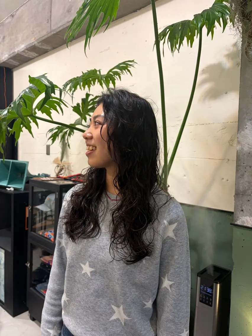 ロング パーマ パーマ suzuki yuunaのヘアスタイル