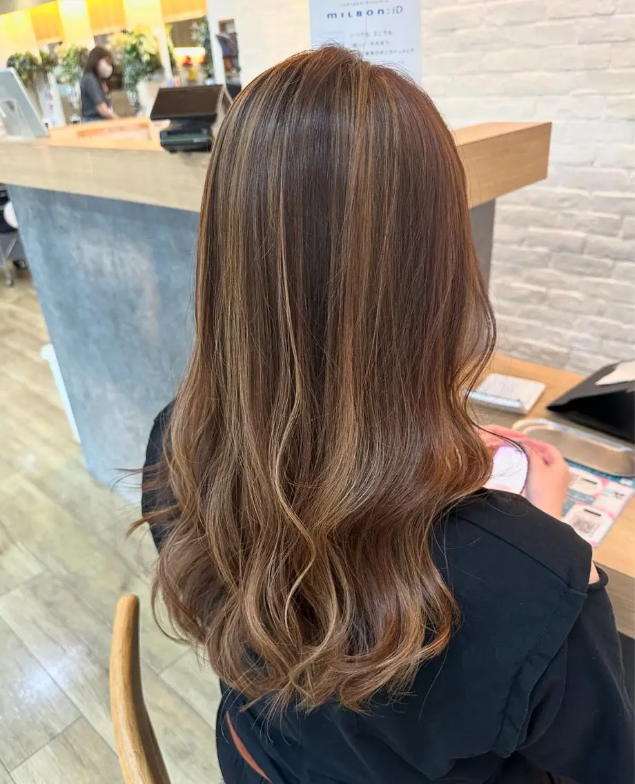 ロング カラー 木下 七海のヘアスタイル
