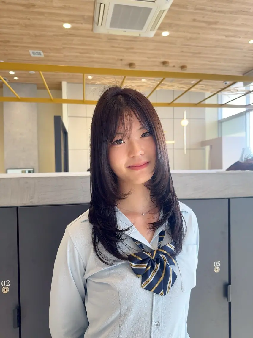 ロング カット 艶髪┊︎垢抜けヘア ななみのヘアスタイル