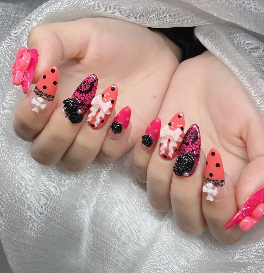 ネイル ハンドネイル Lee Nailsのネイルデザイン