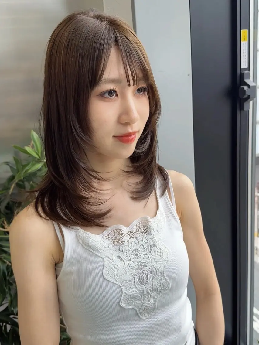 ロング カラー ベージュカラー ヘーゼル 韓国風ヘア レイヤーカット カット ヘアカラー トリートメント 韓国ヘア🇰🇷 スズキのヘアスタイル