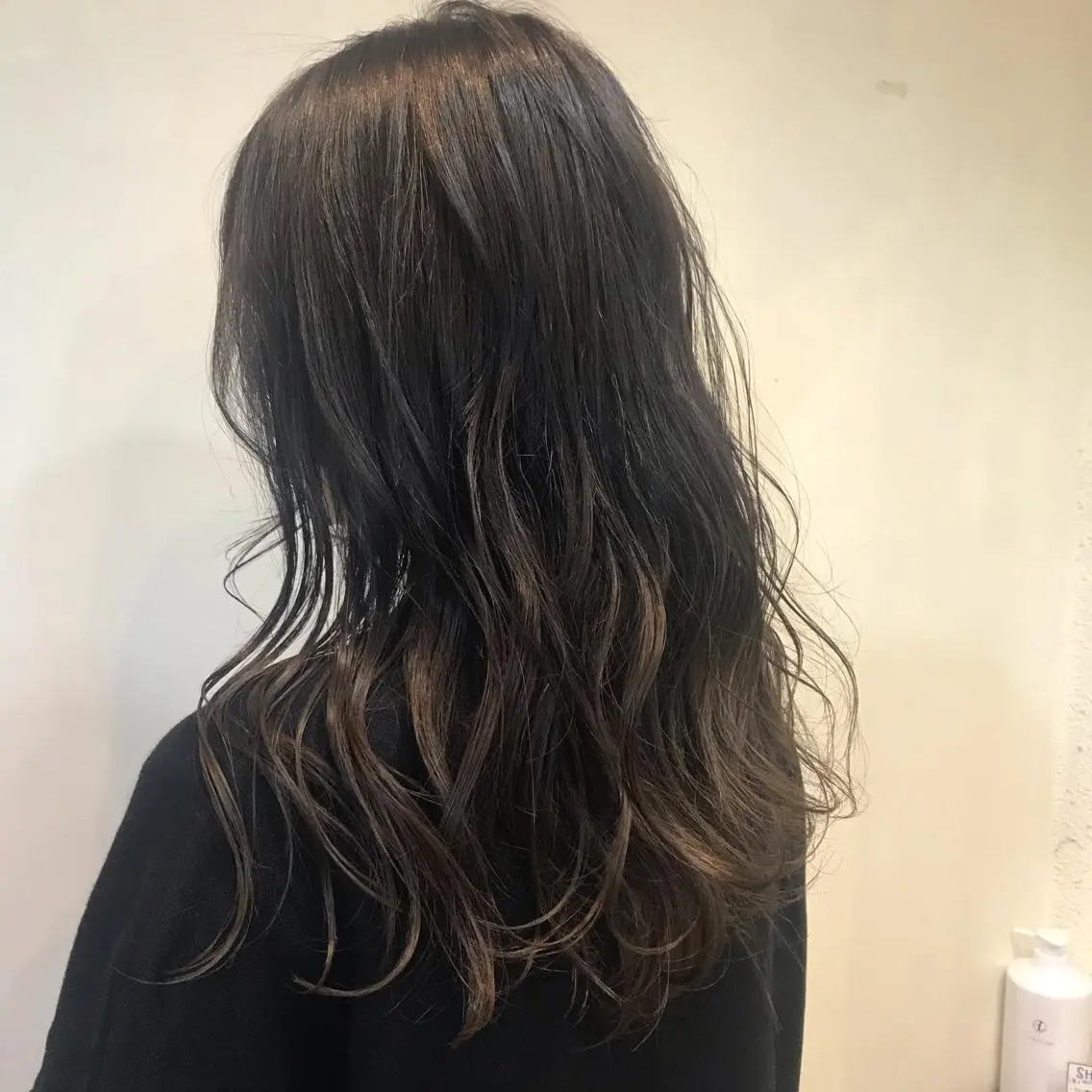 セミロング カラー ヘアアレンジ ARISA 学芸大学/海外ヘアのヘアスタイル