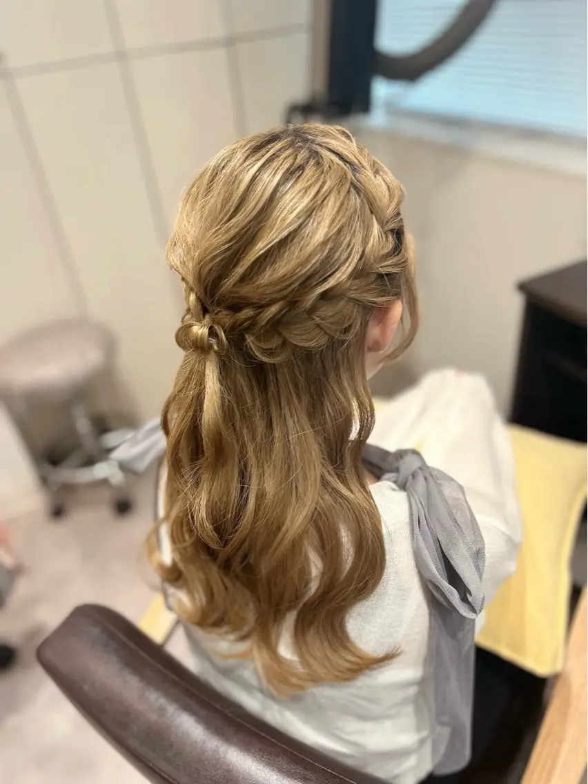 ロング ヘアセット 🫧 ももか🫧のヘアスタイル
