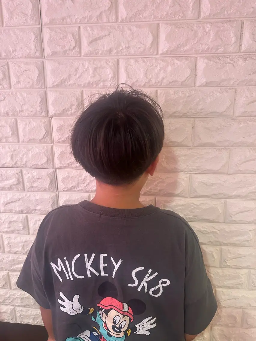 ショート コザサ カオリのヘアスタイル