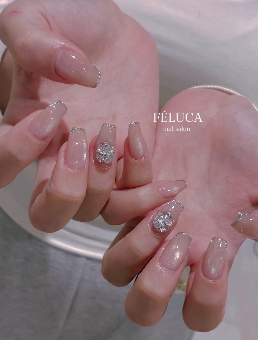 ネイル チークネイル フレンチネイル マグネットネイル ワンホンネイル ハンドネイル FELUCA rinaのネイルデザイン