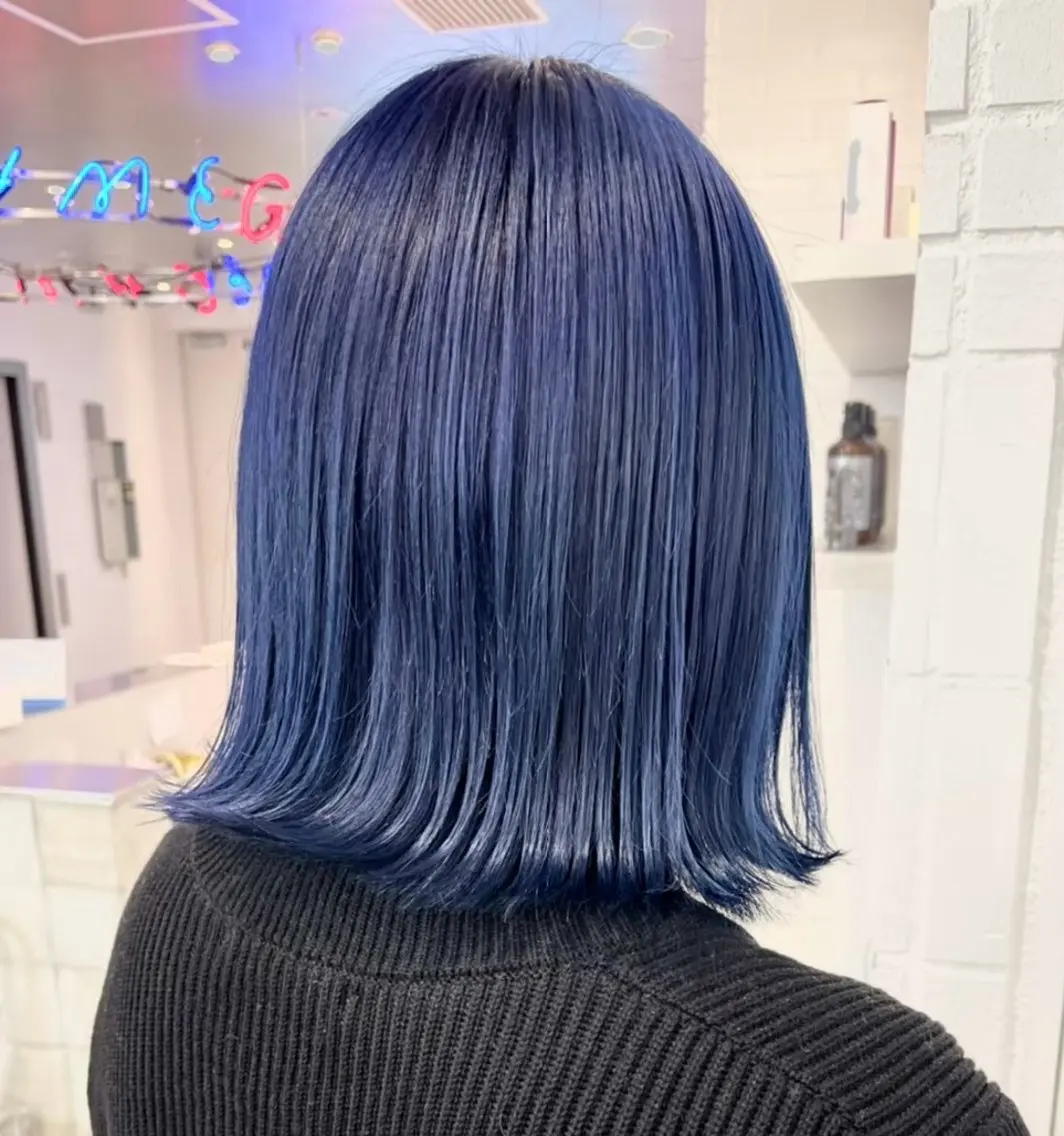 ショート カラー ブルーカラー ヘアカラー トリートメント 🩶ナチュラル ハイトーン/はちすのヘアスタイル
