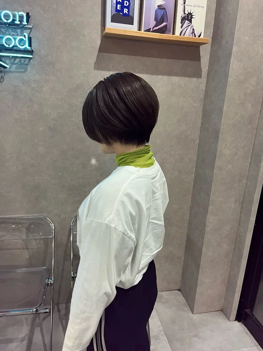 ショート カラー バレイヤージュ ブリーチ ケアブリーチ ダブルカラー イヤリングカラー 長谷川 湧のヘアスタイル
