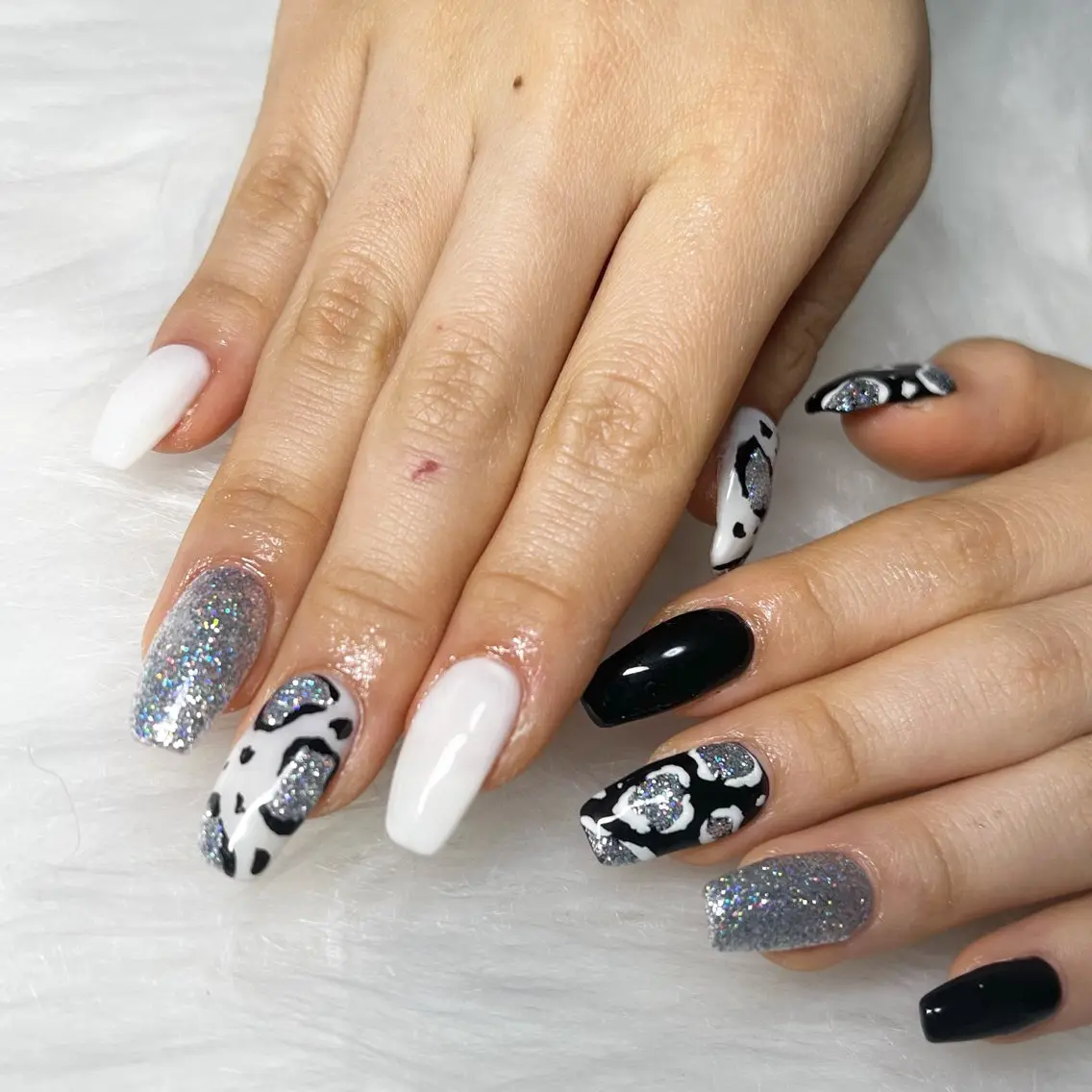 ネイル ハンドネイル Dia Nail AKIのネイルデザイン