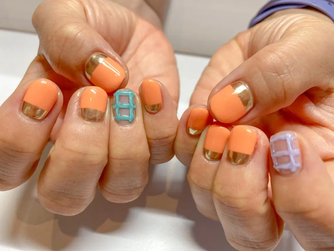ネイル フレンチネイル ミラーネイル 逆フレンチ ハンドネイル 表参道colore店 REICAのネイルデザイン
