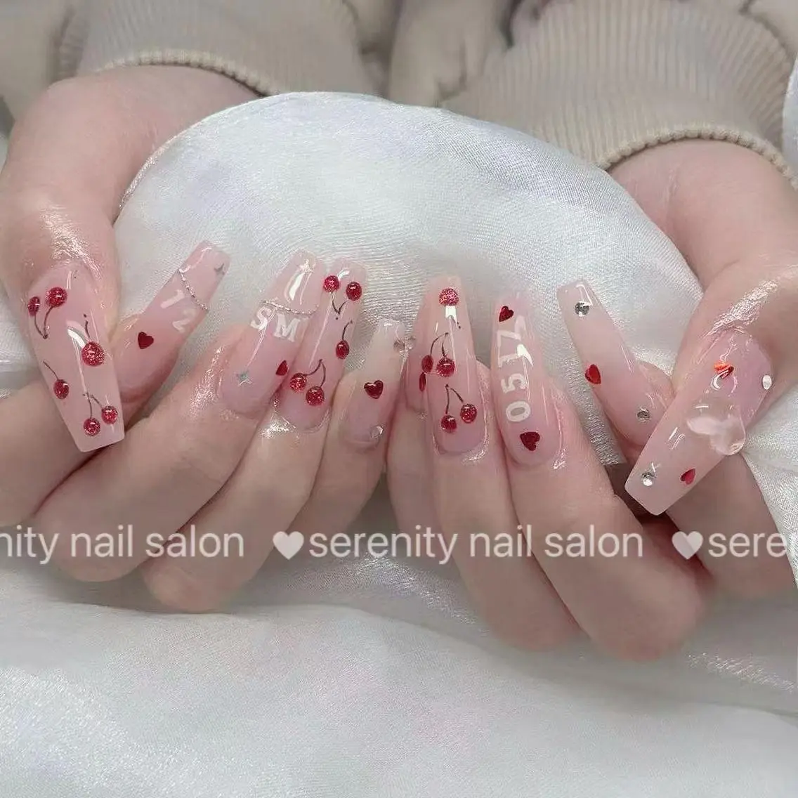 ネイル 長さ出し 持ち込み ワンホンネイル ハンドネイル ハンドケア 🌻ハサミ ✂️のネイルデザイン