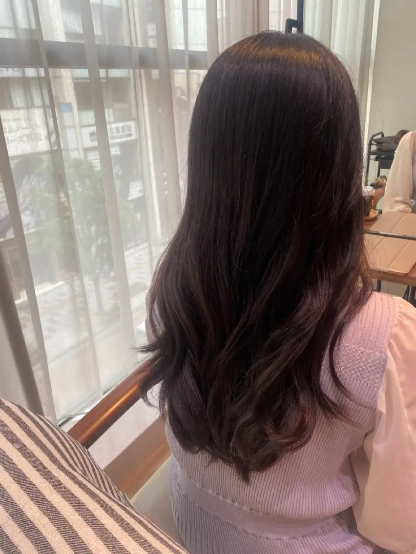 ロング カラー ヘアカラー 荻原 心愛のヘアスタイル