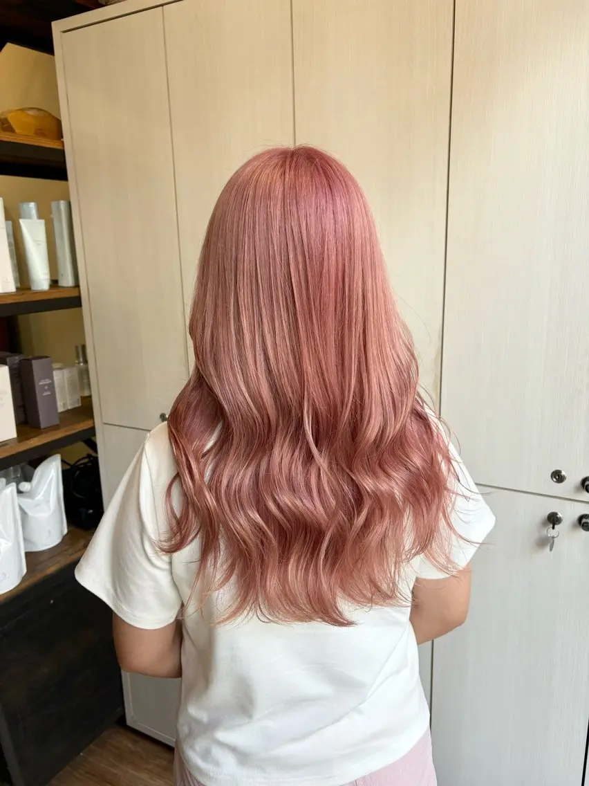 ロング カラー ベージュカラー ピンクカラー ピンクベージュ カット ヘアカラー たなか もえなのヘアスタイル