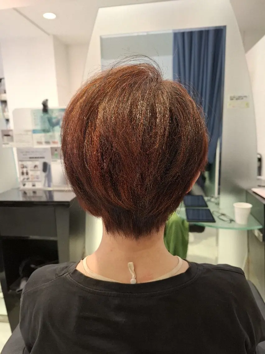 カラー ショート KANAKO .のヘアスタイル