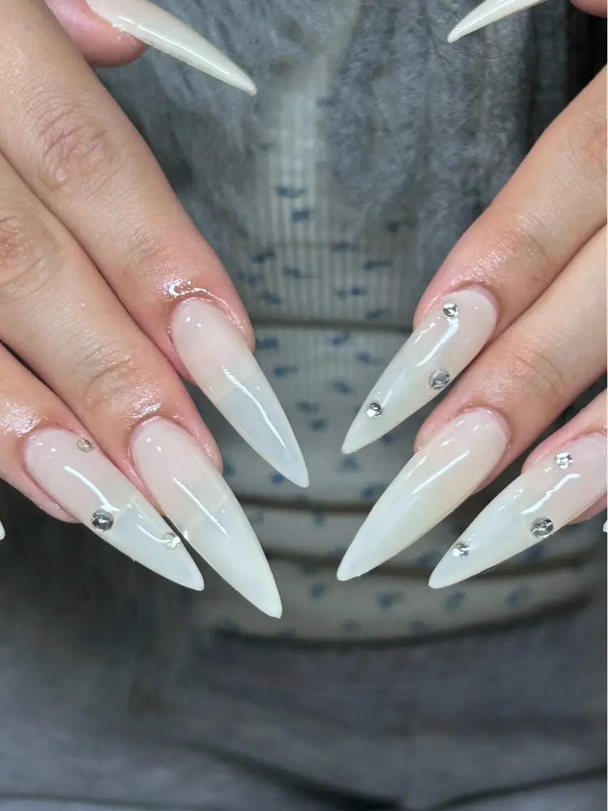 ネイル ハンドネイル IROHA NAIL 三条河原町店 愛音のネイルデザイン