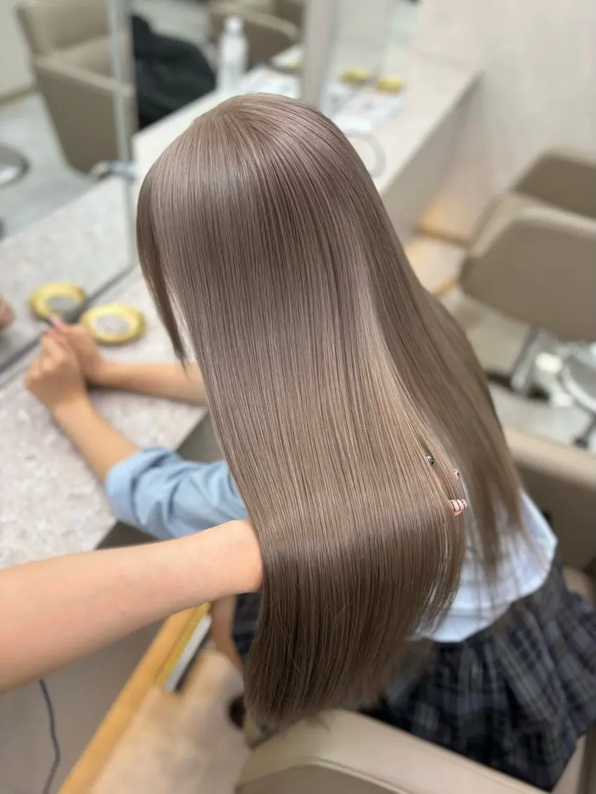 カラー ヘアカラー ハイトーン/モテ髪 🎀hina🎀のヘアスタイル